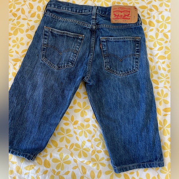 Vintage Levi’s red tab 501 button fly denim shorts! W29 - Picture 1 of 9